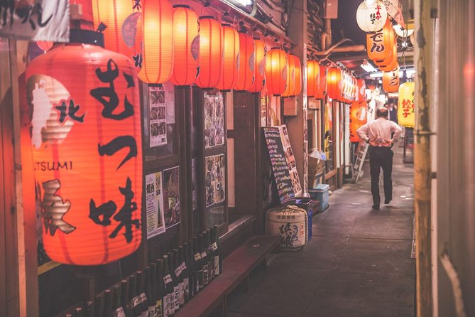 Tokyo by Night: Japanese Food and Drinks Experience - Tour Guide Excellence